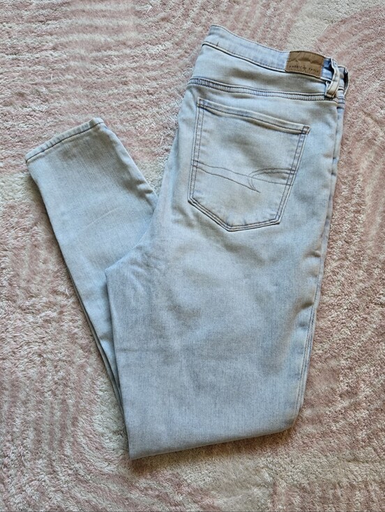 American Eagle Outfitters Denim - American Eagle Super High Rise Jegging | 12S